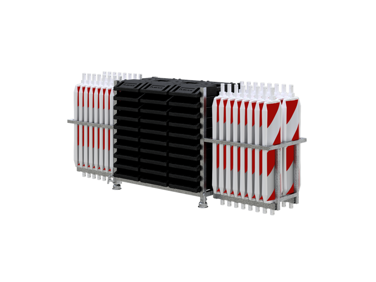 SET | with 30 traffic panels and accessories | on stacking pallet and ...